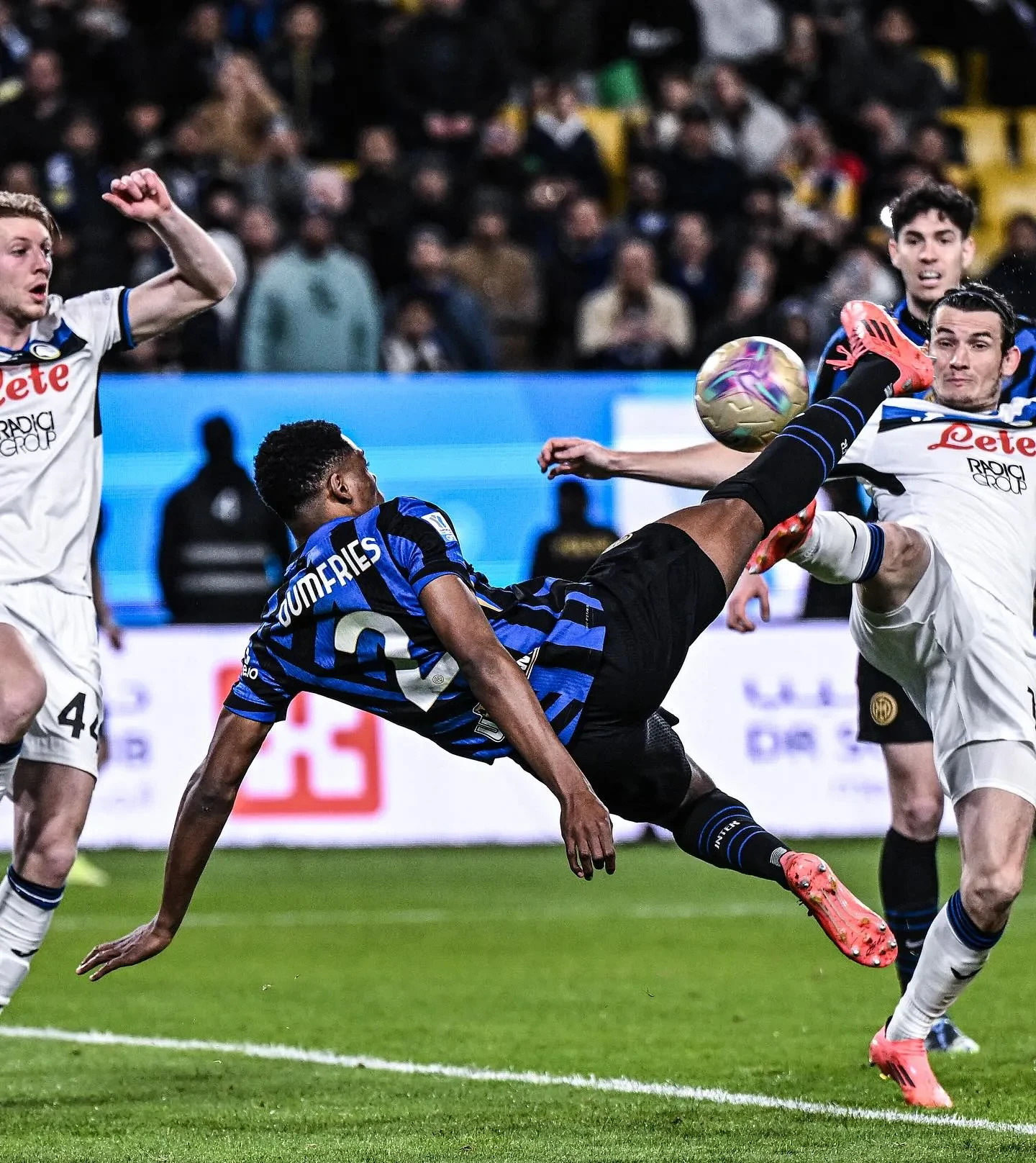 国际米兰训练开放日；国际比赛日刷新队史纪录引欢呼；NBA总决赛在即；资深球员宣示担当的简单介绍华体会