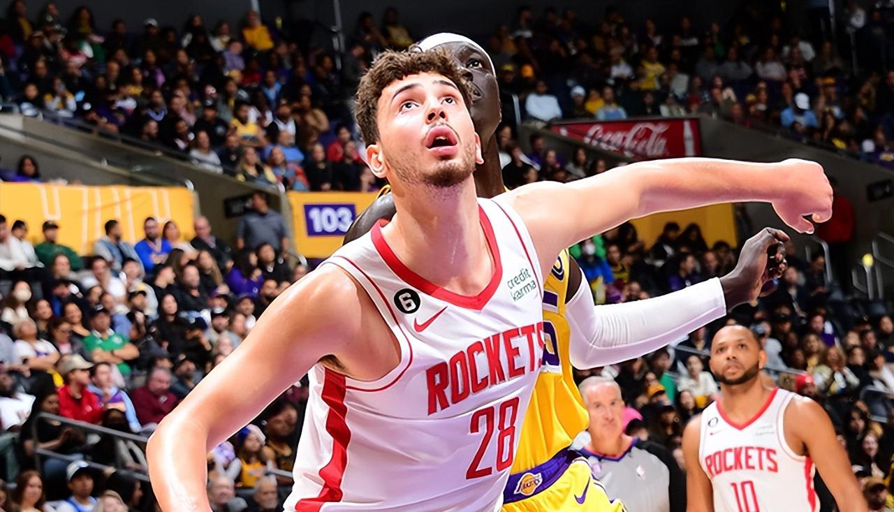 包含刚刚！辽宁本钢今夜篮板制胜布莱顿回应争议备战法国杯，塔图姆在勇士比赛中赛事规则更新的词条